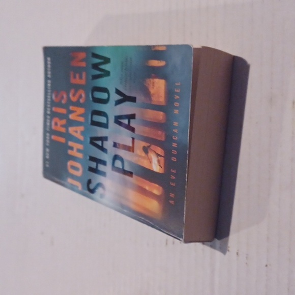 $4 Add-on "Shadow Play" by Iris Johansen - Paperback Novel - Picture 4 of 7